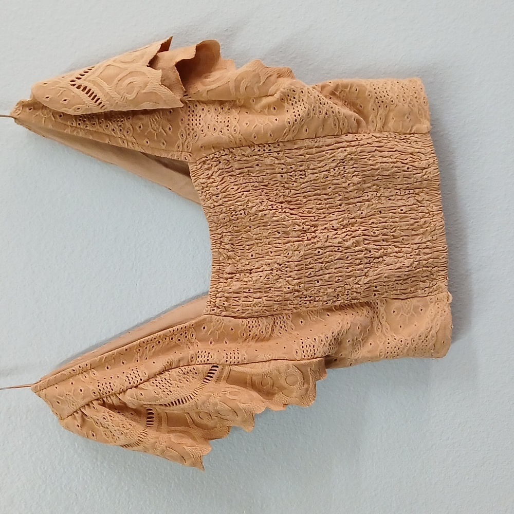 Urban Romantics Crop Top XS eyelet Design - Picture 5 of 6